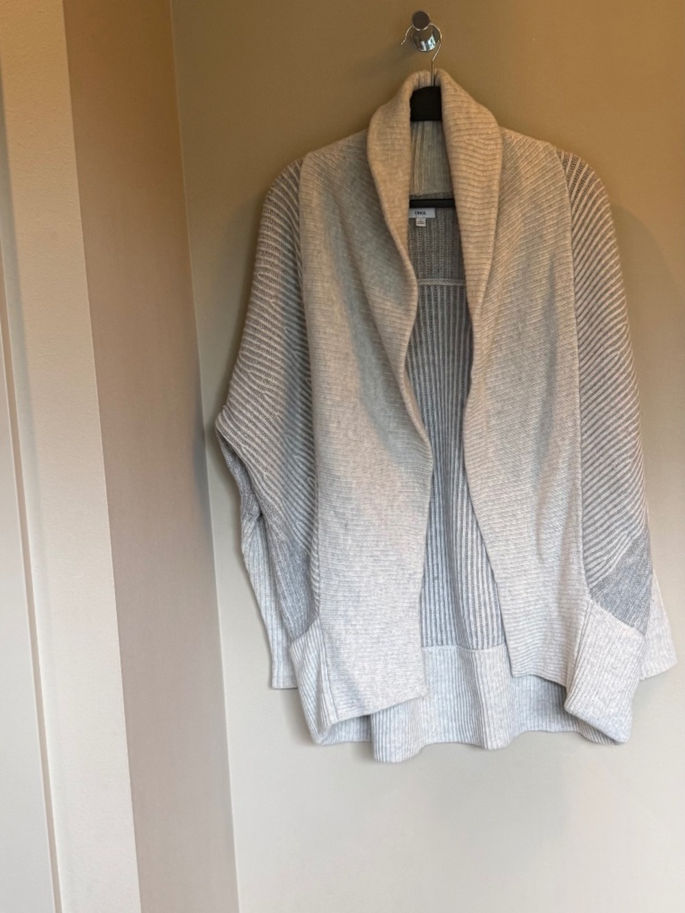 Vince Colorblock Wool-Cashmere Cocoon Cardigan, Size S